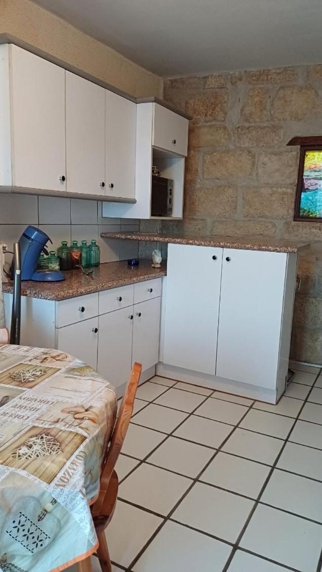 Appartement Chaleureux Dans Une Maison En Pierre Mireval Экстерьер фото